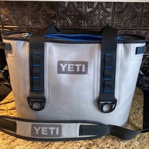 Retired Yeti Hopper 20